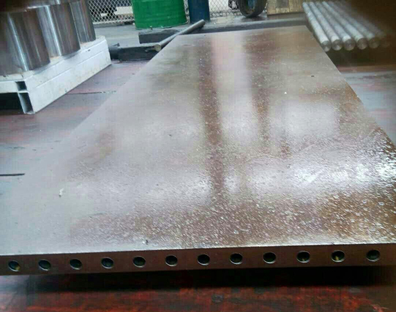 保證深孔加工效率高的注意事項