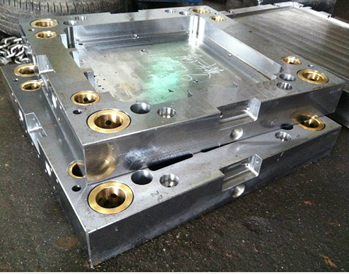 模具鉆深孔加工的特點(diǎn)知多少